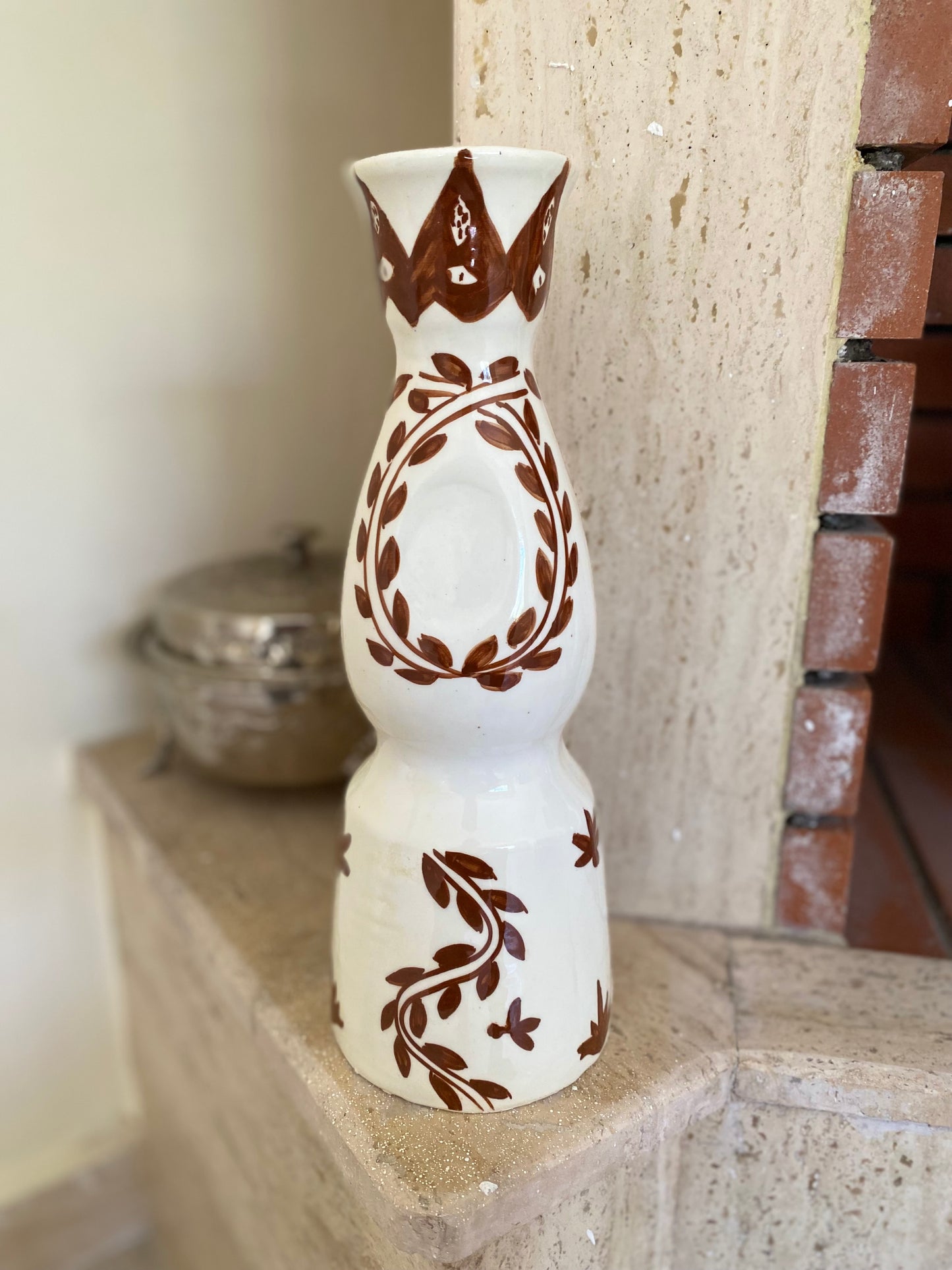 Vase El Nomad